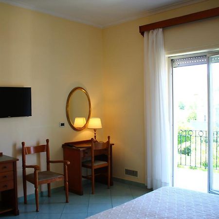 Hotel Terme Alexander 이스키아 외부 사진