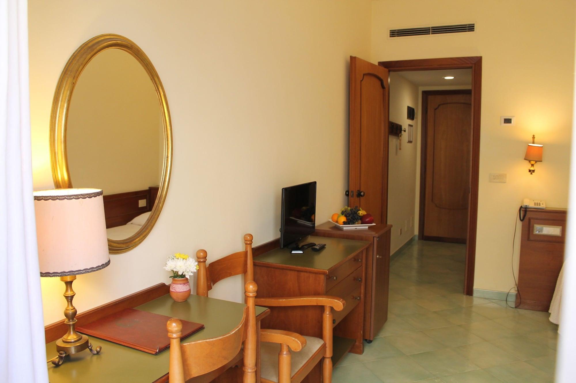 Hotel Terme Alexander 이스키아 외부 사진