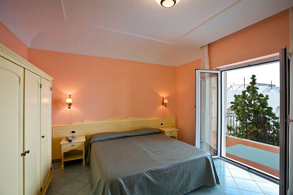 Hotel Terme Alexander 이스키아 외부 사진
