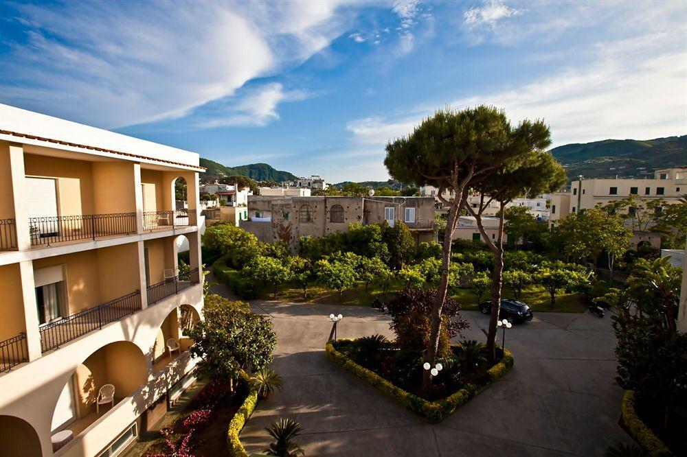 Hotel Terme Alexander 이스키아 외부 사진